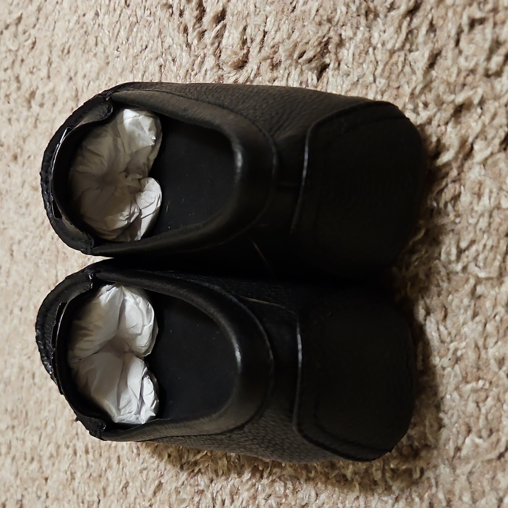 Black leather Tory Burch Lowell 2 Driver, size 5, $150 - Picture 5 of 5